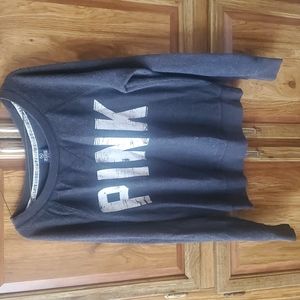 Victoria Secret crewneck* 🍀 3/$10!